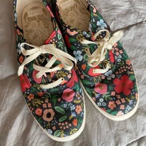Keds Champion RPC Wild Rose Navy kicks!, gently worn twice